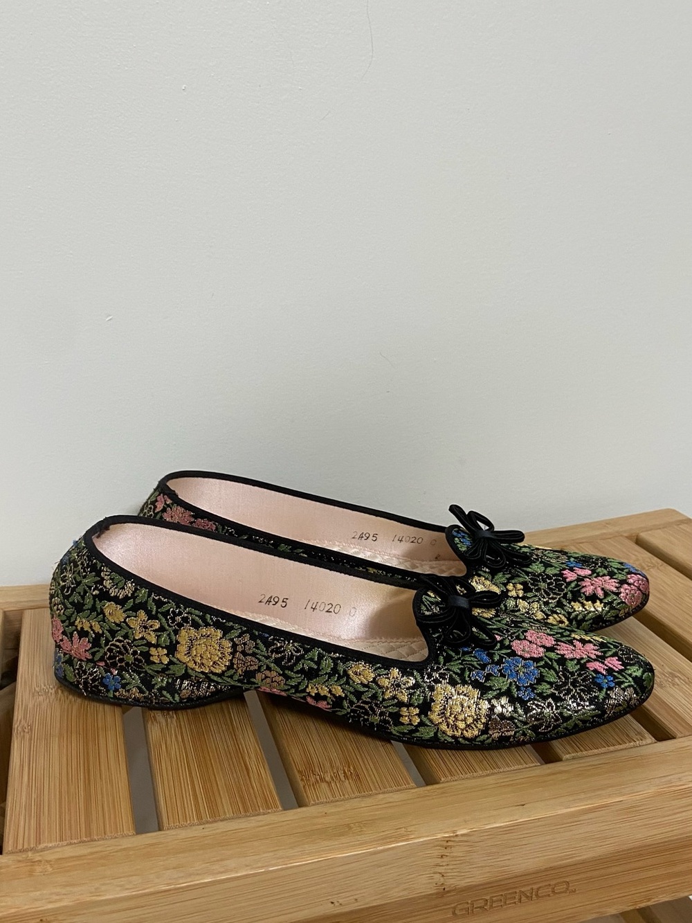 Vintage Daniel Green Comfy Slippers Floral Brocade Flats – Women’s 9.5 AA Narrow